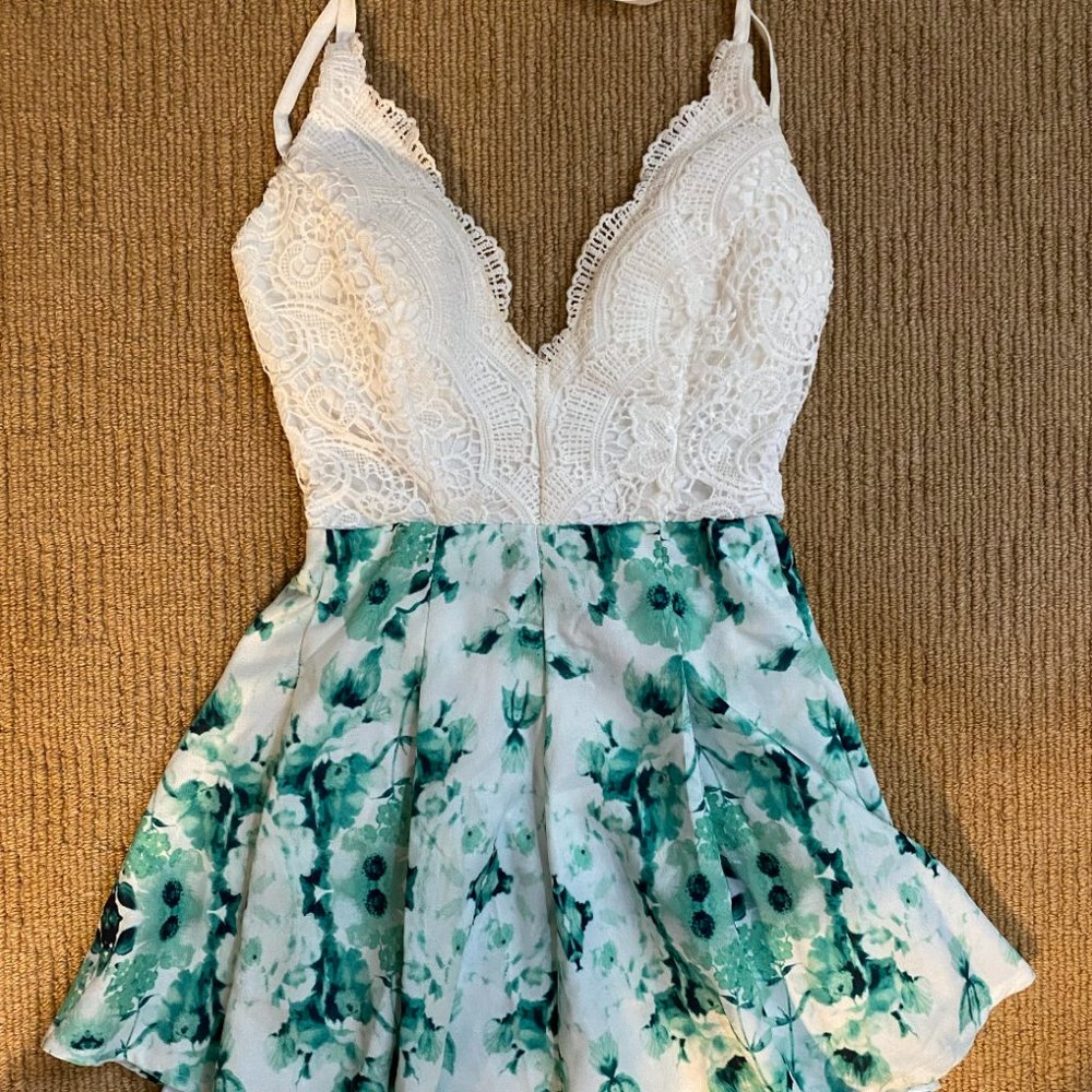 White Fox Boutique Playsuit Green Floral Bottom Lace Top